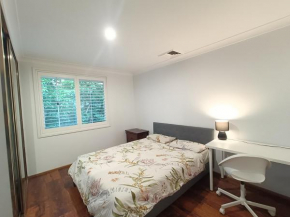 Cozy Room in Modern and Peaceful Home - BH5